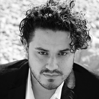 ESTEBAN SENZIG